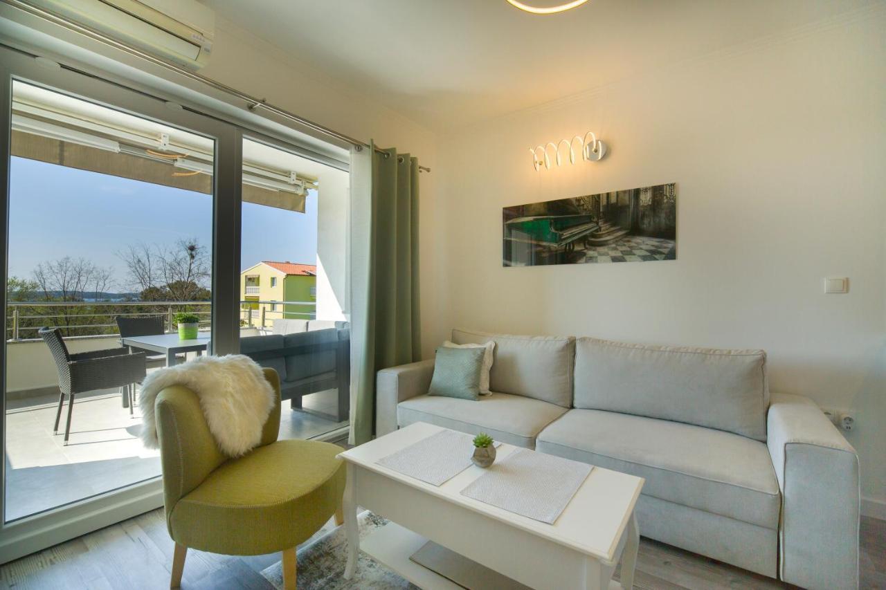 Apartment Marica Pula Exterior photo