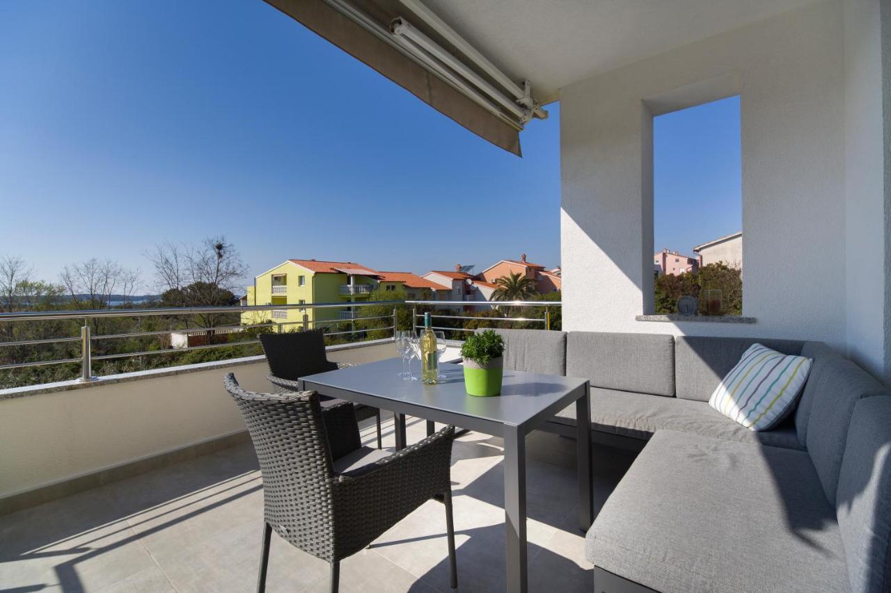 Apartment Marica Pula Exterior photo