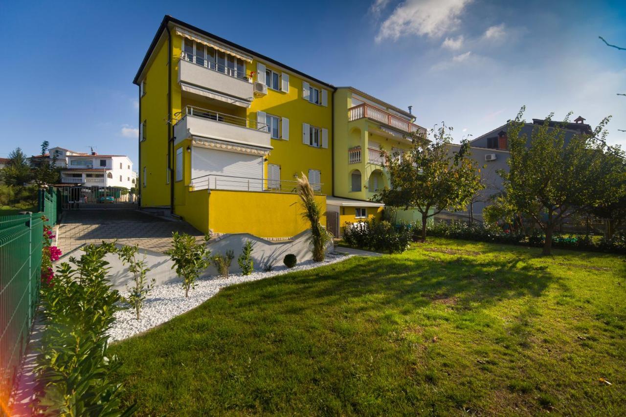 Apartment Marica Pula Exterior photo